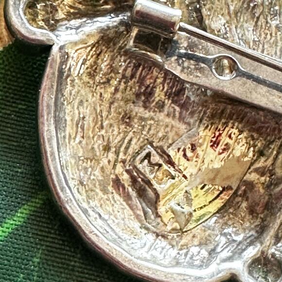 MJ Silver Snowman Winter Brooch Pin BOGO FREE - Picture 6 of 6